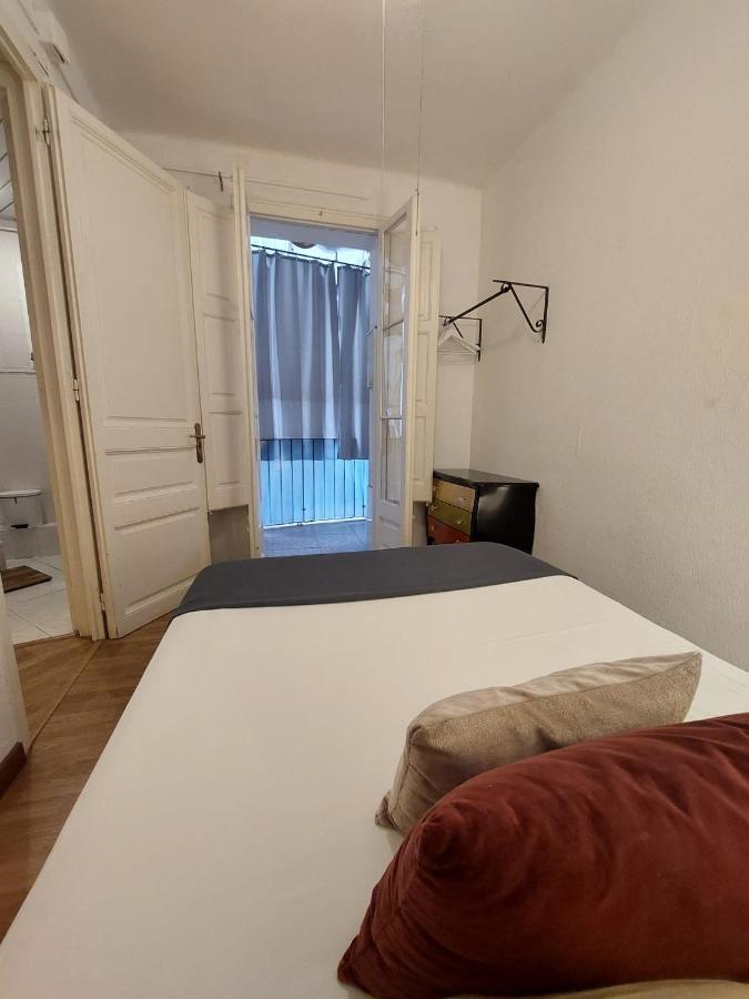 A Pousada Alani Montjuic Barcelona Exterior foto
